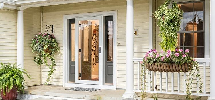 screen door installation in Delhi