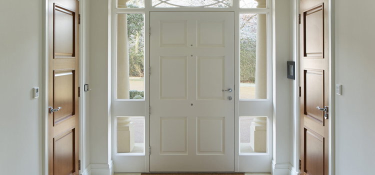 Delhi door replacement contractors