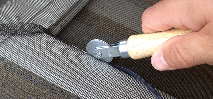 metal screen door repair in Delhi