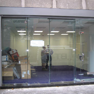 shop front door repair Delhi